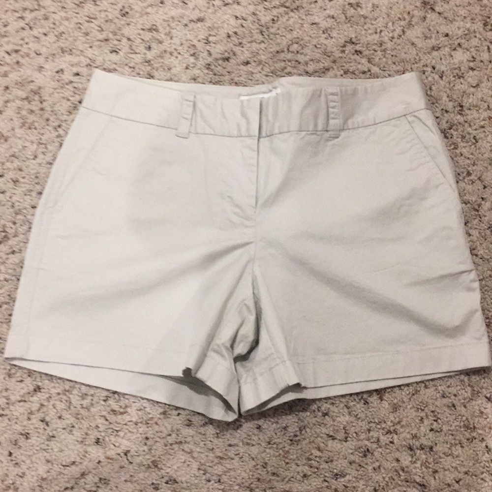 Vineyard Vines Khaki Shorts